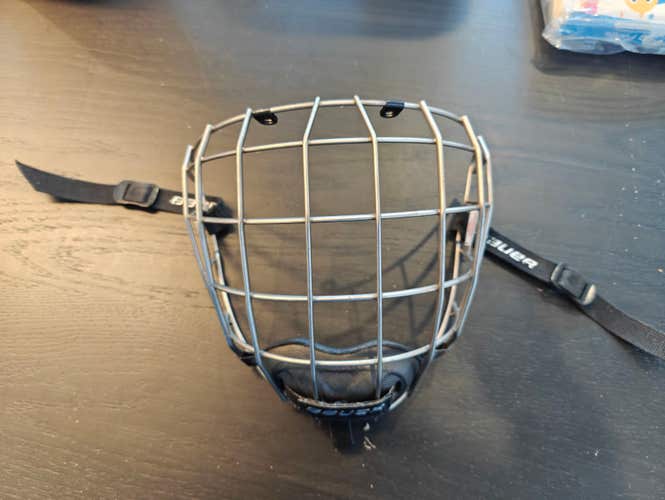 Used Large Bauer FM Re-Akt Titanium Cage Full Cage