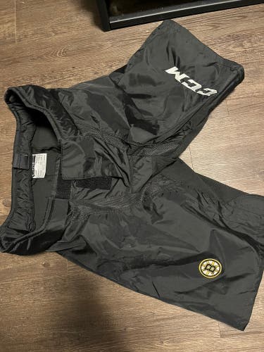 Boston Bruins Ccm pp90 pant shell