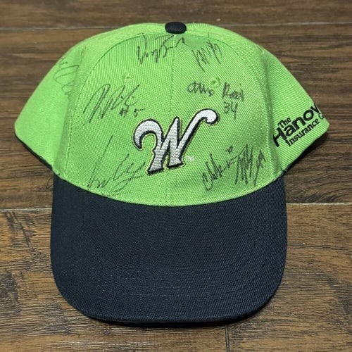 Worcester Bravehearts 8 Player Autographed Signed Summer Baseball Lime Green Hat