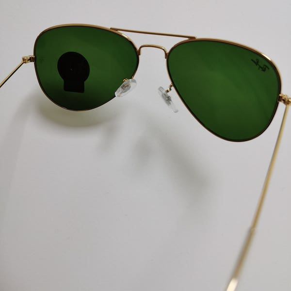 Ray-Ban Aviator Sunglasses with Case - Gold Frame and dark  display picture 1