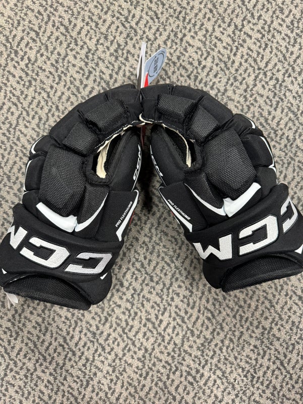 CCM Black Jetspeed FT6 14” gloves