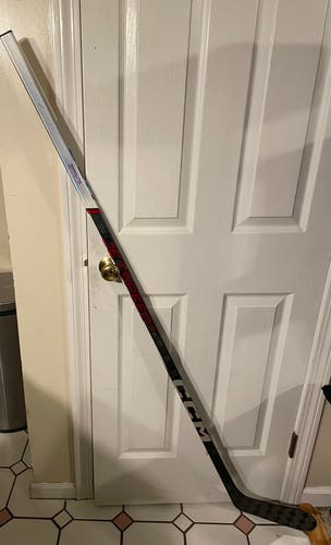 Senior Left Hand P28 Jetspeed FT6 Pro Hockey Stick 70 Flex Like new