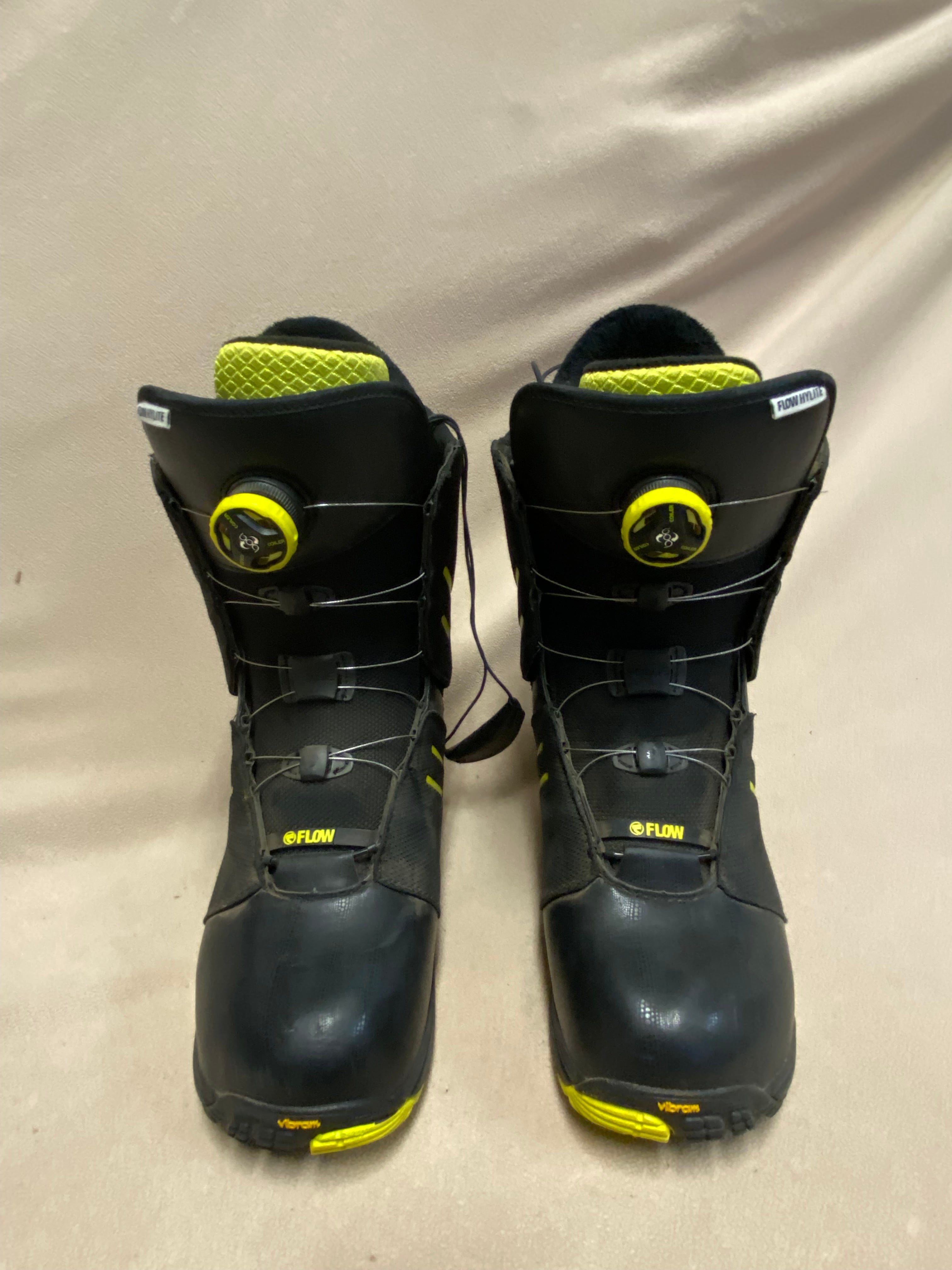 Men's Used Size 10 (Women's 11) Flow Hylite Focus Snowboard Boots