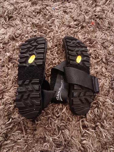 Vibram like Skaboots gently used size Small
