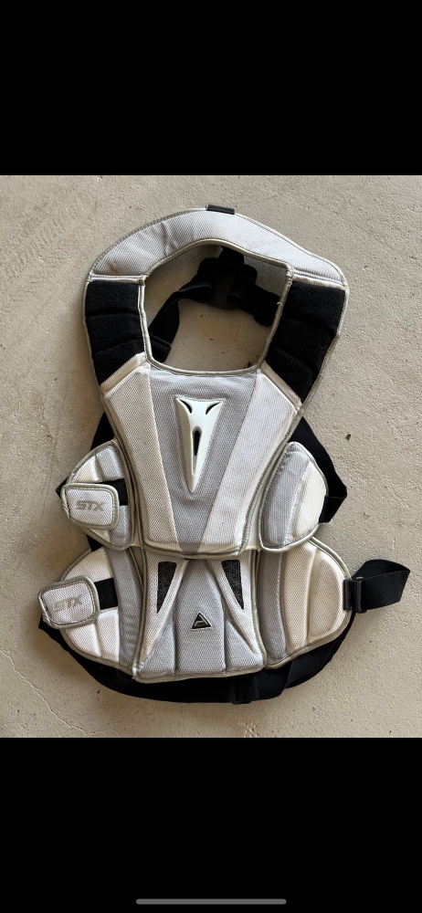 Lacrosse goalie chest protector