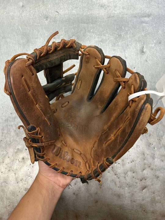 Used Wilson A2000 1788 11 1 4" Fielders Gloves