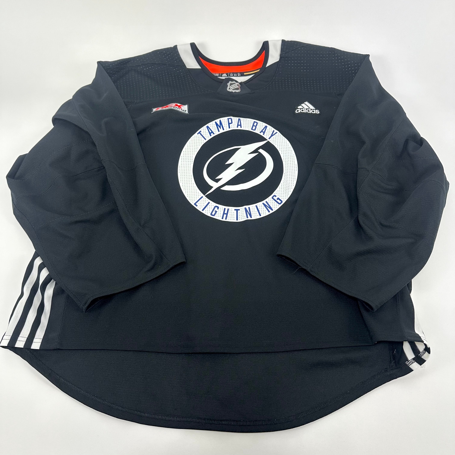Used Tampa Bay Lightning Adidas MIC Made In Canada Black Goalie Practice Jersey - Size 58g - #TBL365