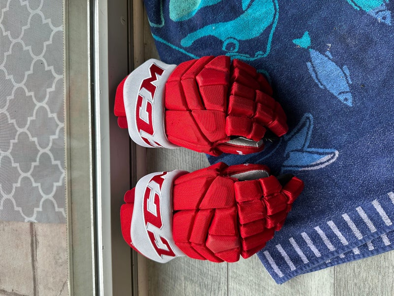 CCM 14" Pro Stock Sacred Heart Collage Team Issued Gloves