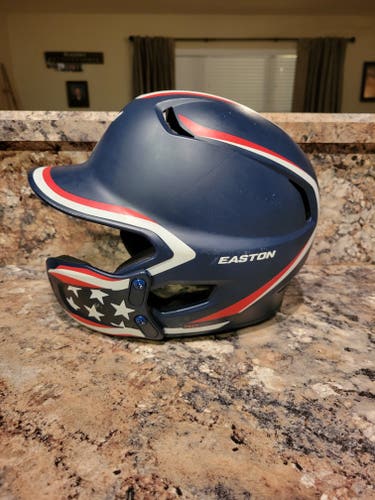 Used 6 1/2" - 7 1/8" Easton Z5 2.0 Batting Helmet