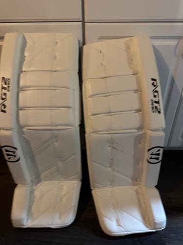 New 32 plus 1.5  Warrior Ritual GT2 PRO Goalie Leg Pads