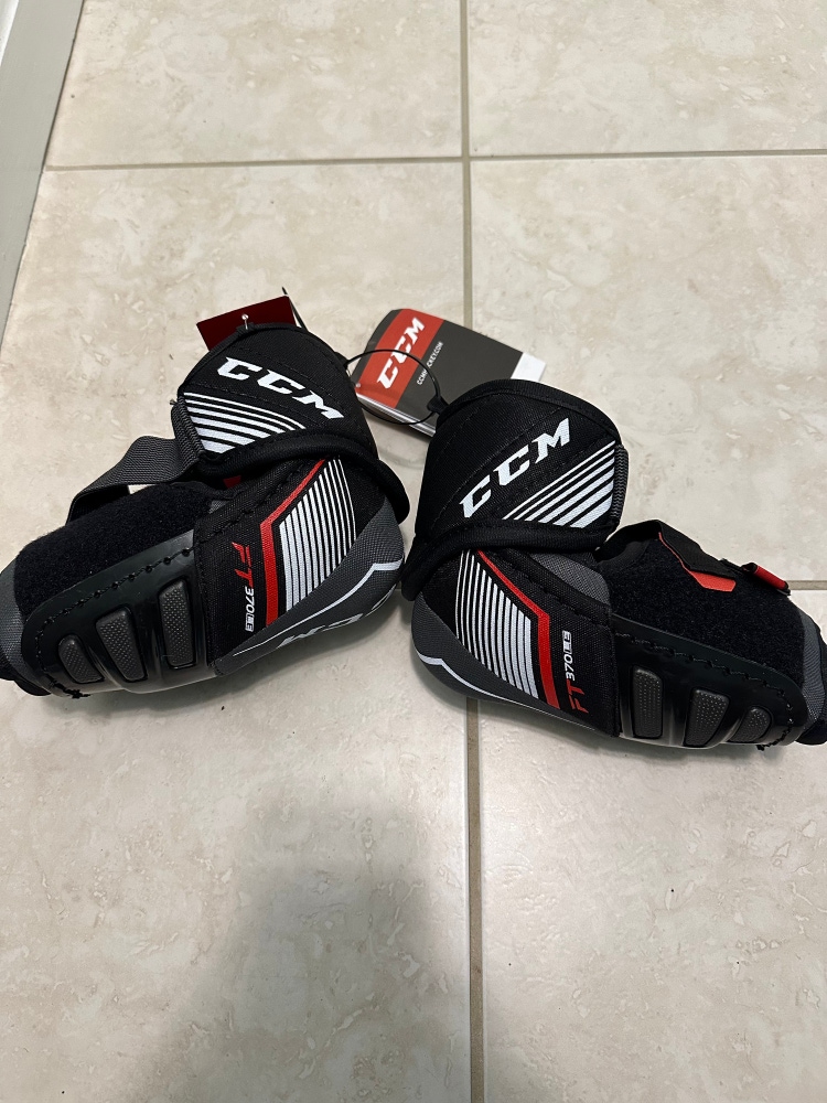 New Small CCM Elbow Pads