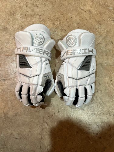 Maverik 12” Medium M5 Lacrosse Gloves Like New