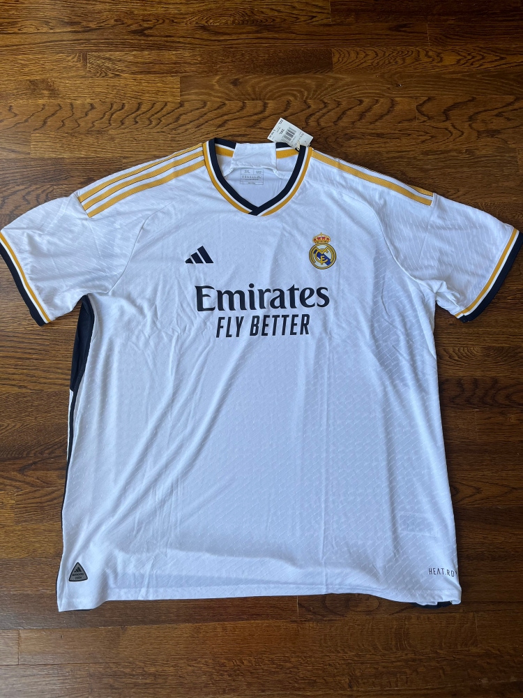 2023/2024 ADIDAS Real Madrid Authentic Home Jersey Men's 3XL Kit $150 MSRP.