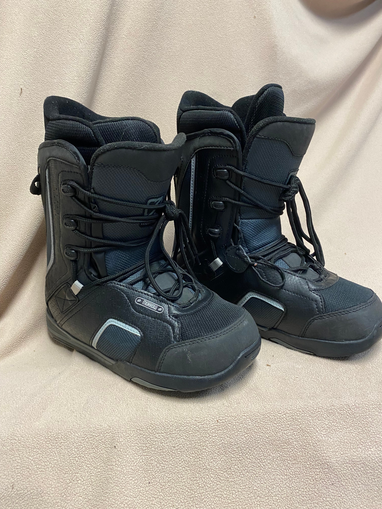 Men's Used Size 10 (Women's 11) Morrow Snowboard Boots All Mountain