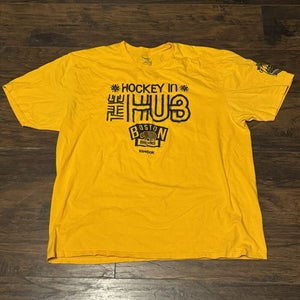 Boston Bruins Hockey in the Hub 2016 NHL Winter Classic Reebok Tee Shirt Sz XXL