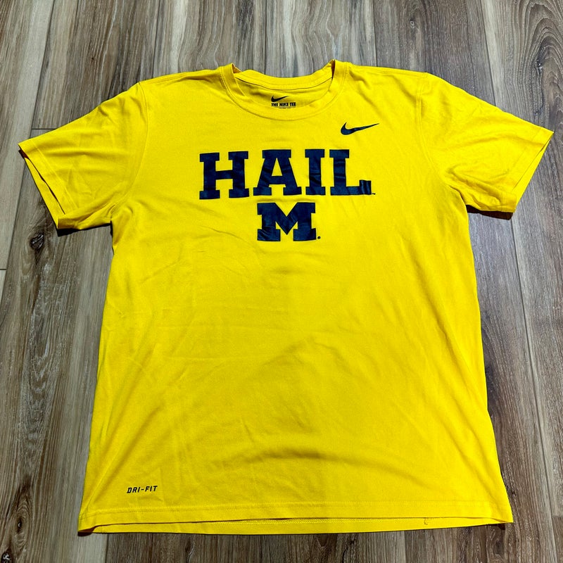 Nike Dri-Fit Michigan Wolverines “Hail” Shirt, Large