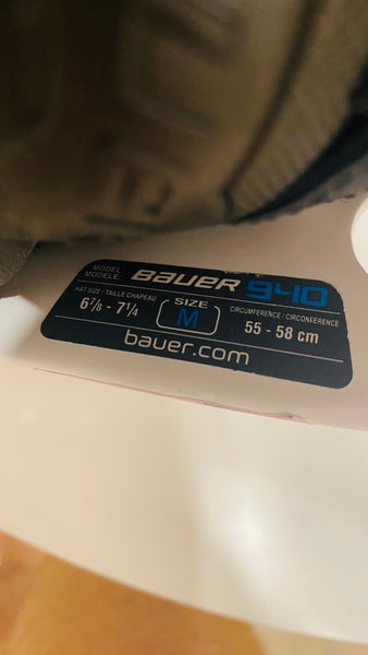 Bauer 940 Goalie Mask | SidelineSwap | Buy and Sell on SidelineSwap