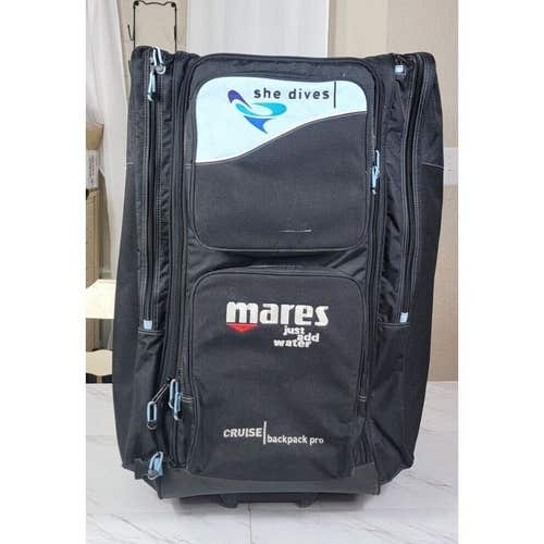 Mares Just Add Water Scuba Gear Wheeled Travel Bag / She Dives