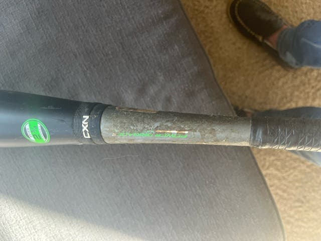 Used USSSA Certified 2016 Easton Composite Mako Bat (-10) 20 oz 30"