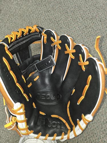 New Wilson 1788 11.25"  Right hand thrower Baseball Glove FREE SHIPPING