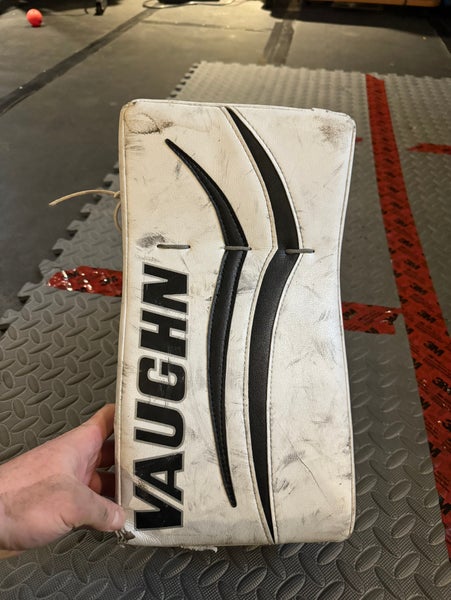 Vaughn Velocity V6 Senior blocker