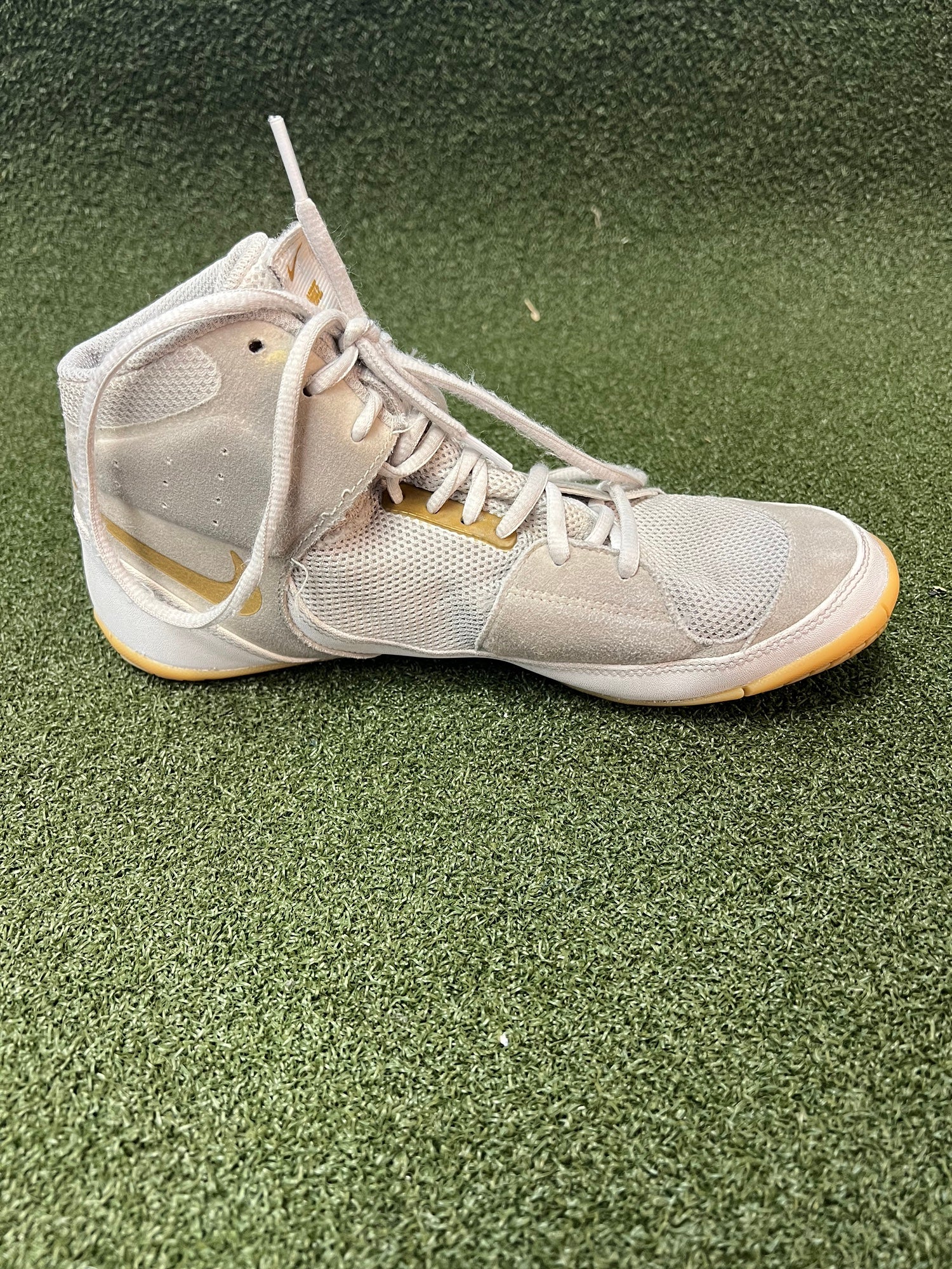 nike freeks white and gold