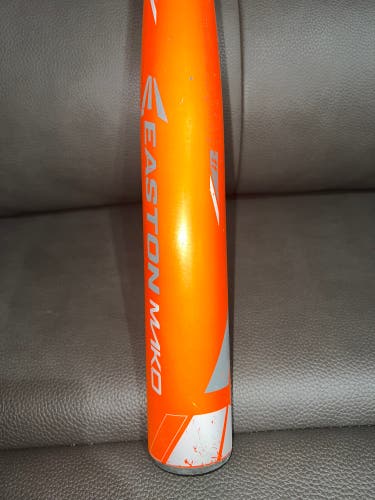 Used Easton (-11) 18 oz 29" Mako Bat