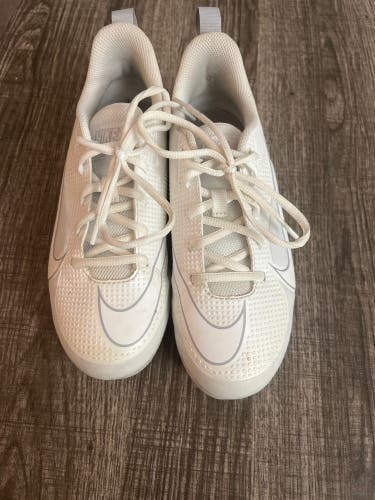 White Used Size 5.5 (Women's 6.5) Nike Huarache