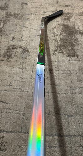 New! 75 Flex P29 Right Hand JetSpeed FT6 Pro “Green” Hockey Stick