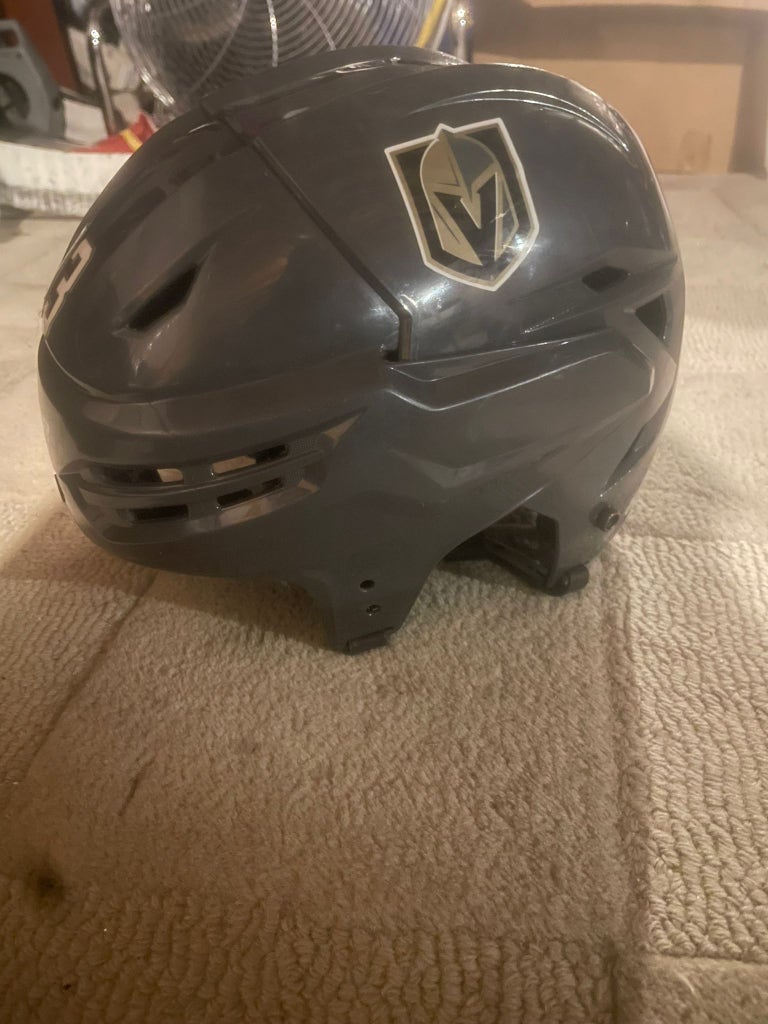 Pro Stock Vegas Golden Knights Bauer Reakt 85 Helmet (Senior Large)