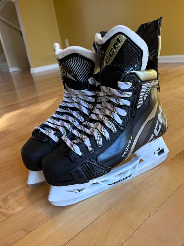 New CCM  7 Tacks AS580 Hockey Skates