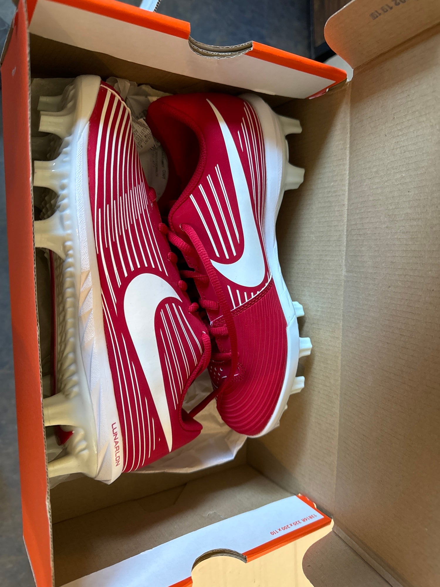 nike hyperdiamond lunarlon