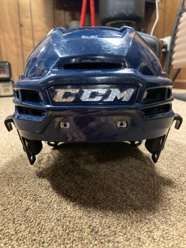 Used Medium CCM  Super Tacks X Helmet