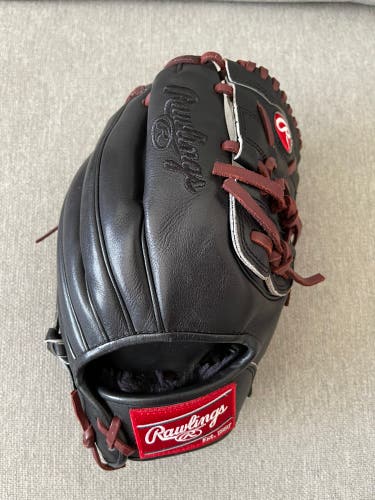 Rawlings Heart of Hide 11 1/4 glove - Not game used