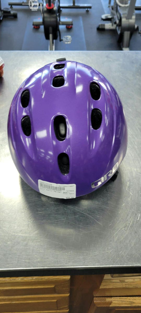Used Giro Sonic Snowboard Small Helmet