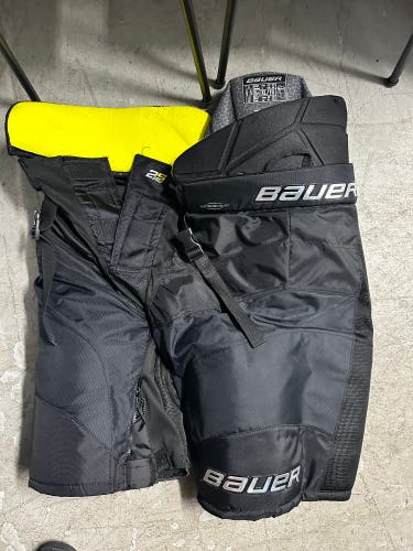 Senior XL Bauer Supreme 2s Pro Hockey Pants