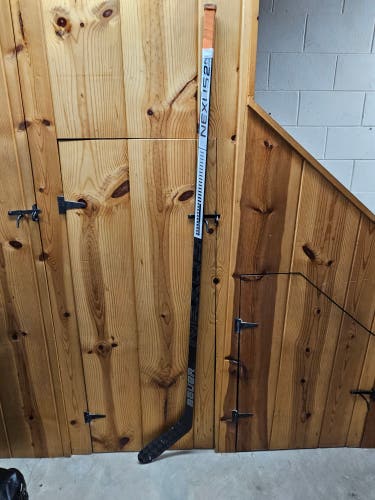 Right Handed PM9 Nexus 2N Pro Hockey Stick Used