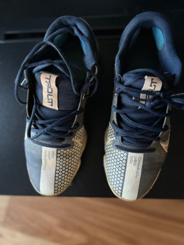 Blue Adult Size Men's 10.5 (W 11.5) Low Top Trout