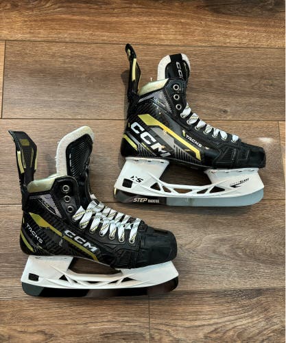 CCM Tacks AS-V PRO Skates 7.5 Regular