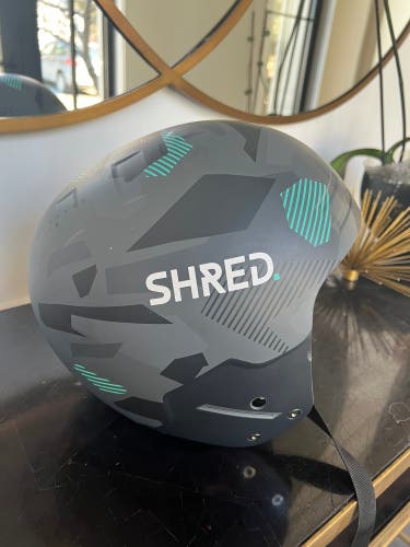 Barely used GS Medium/Large Shred Helmet