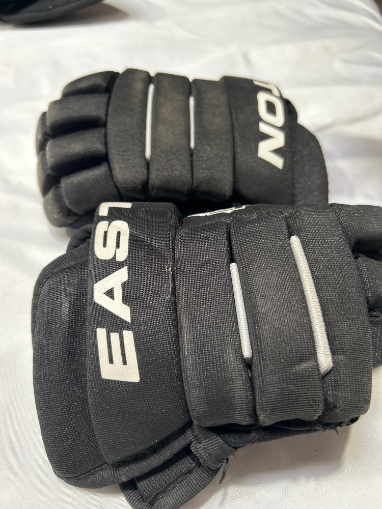 Used Easton 10"  Synergy 40 Gloves