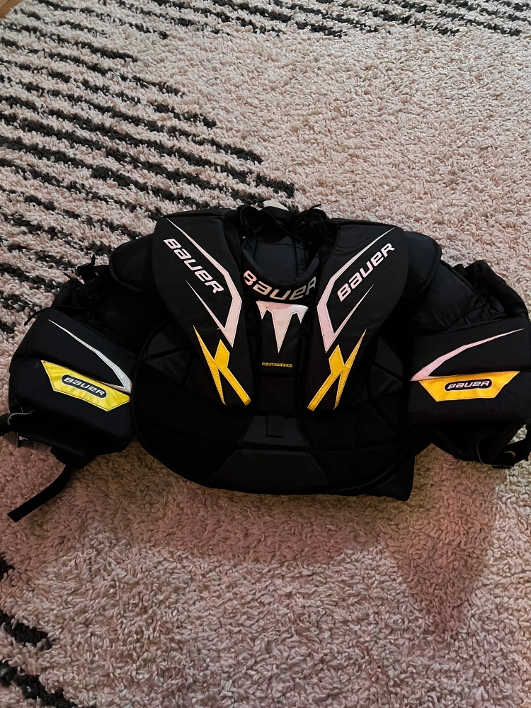Used Small Bauer  Performance Goalie Chest Protector