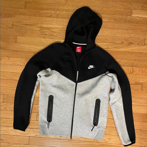 Nike Tech Fleece Jacket - Medium Tall - NWOT