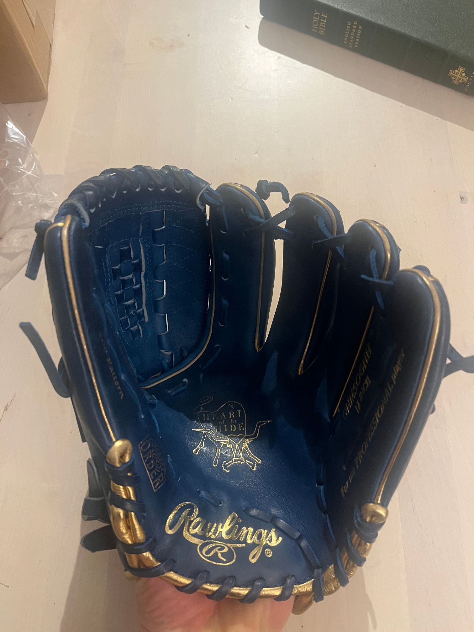 2023 Exclusive Marcus Stroman Rawlings  Heart of the Hide Baseball Glove 12"