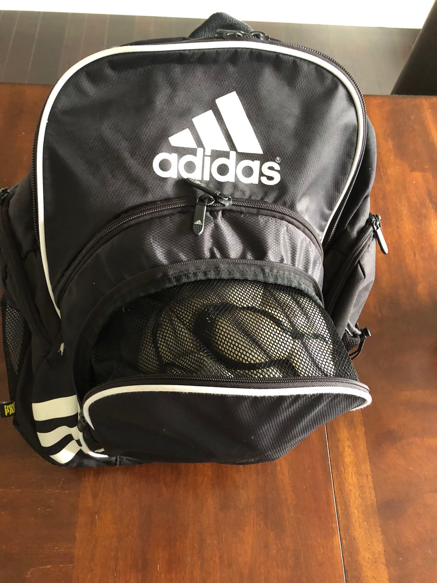 neon green and black nike backpack Buy Nike 25 Ltrs Black/Volt/Metallic Silver School Backpack (BA5246-010) at  Amazon.in