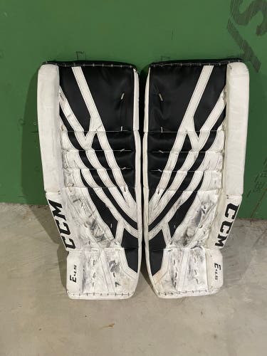 28" CCM  Extreme Flex E4.5 Goalie Leg Pads