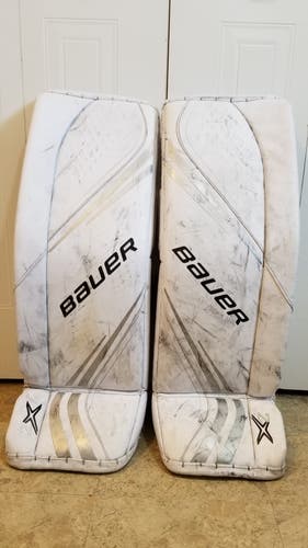 Used Large Bauer Vapor 2X Goalie Leg Pads