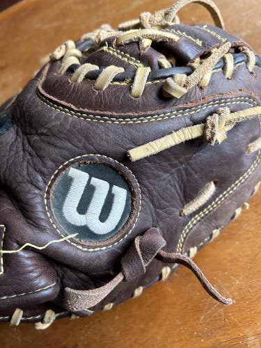 Wilson 32” A800 Catchers Mit