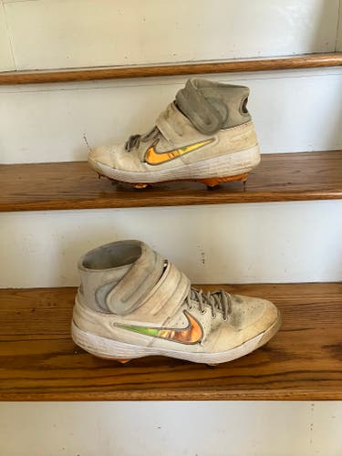 White Adult Men's Size 12.5 (Women's 13.5) Metal Nike High Top