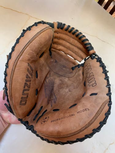 Right Hand Throw 32" GXC Baseball Glove